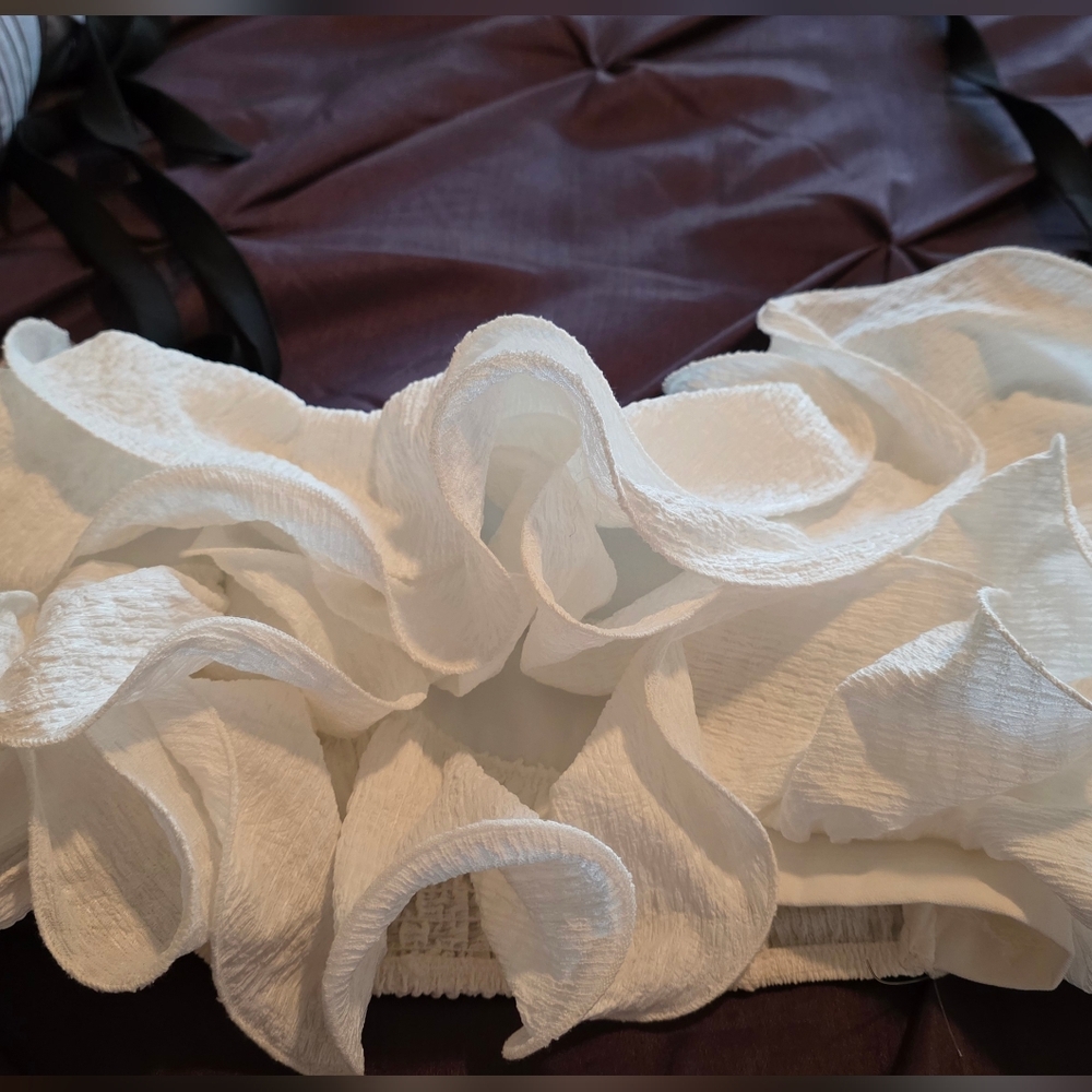 ZARA WHITE TIERED RUFFLE KNIT TOP - Picture 9 of 12